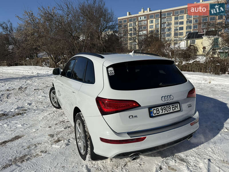 Позашляховик / Кросовер Audi Q5 2015 в Чернігові фото 8 Позашляховик / Кросовер Audi Q5 2015 в Чернігові