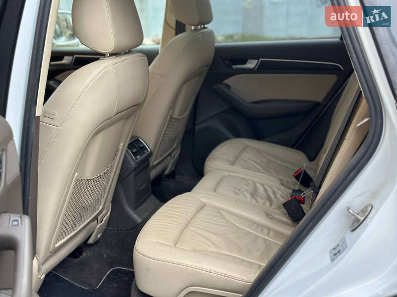 Позашляховик / Кросовер Audi Q5 2014 в Запоріжжі