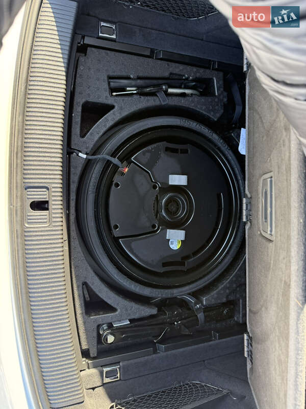 Позашляховик / Кросовер Audi Q5 2018 в Києві фото 40 Позашляховик / Кросовер Audi Q5 2018 в Києві