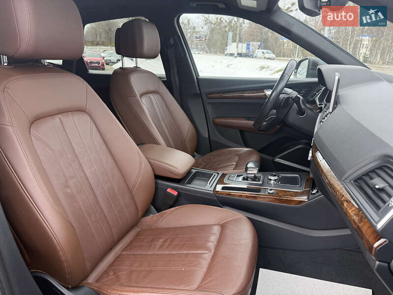Позашляховик / Кросовер Audi Q5 2017 в Житомирі фото 10 Позашляховик / Кросовер Audi Q5 2017 в Житомирі
