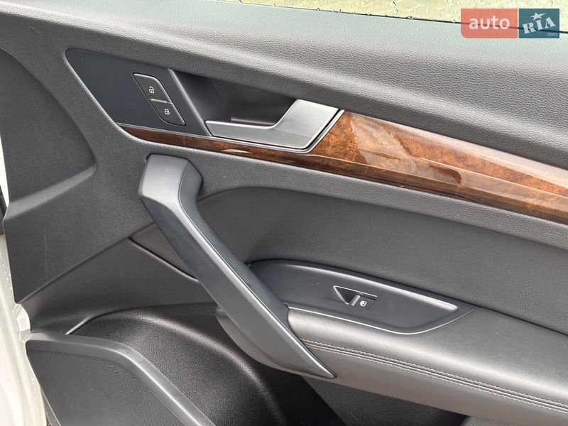 Внедорожник / Кроссовер Audi Q5 2019 в Львове