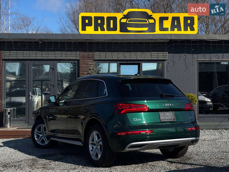 Позашляховик / Кросовер Audi Q5 2018 в Львові