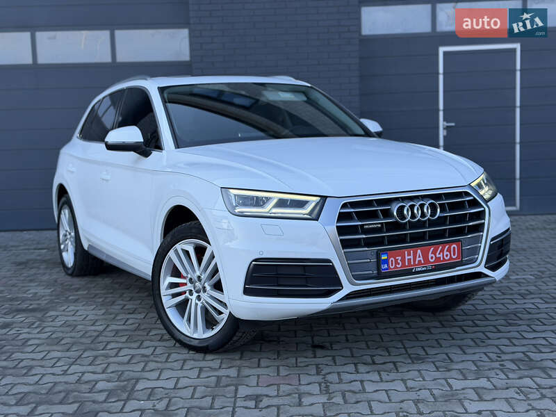 Позашляховик / Кросовер Audi Q5 2018 в Луцьку