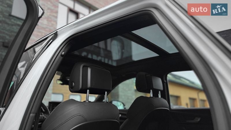 Позашляховик / Кросовер Audi Q5 2022 в Рівному