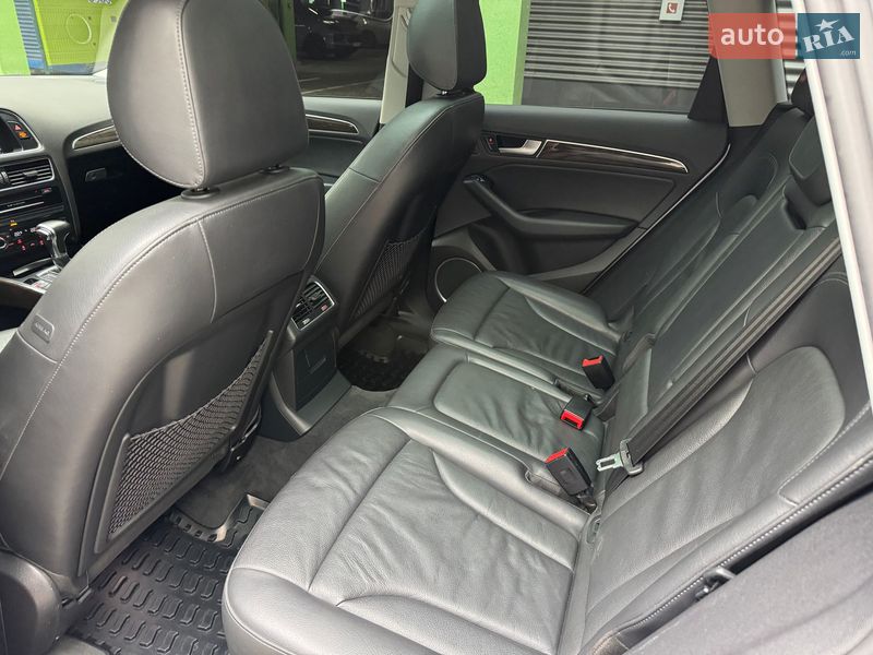 Позашляховик / Кросовер Audi Q5 2012 в Києві