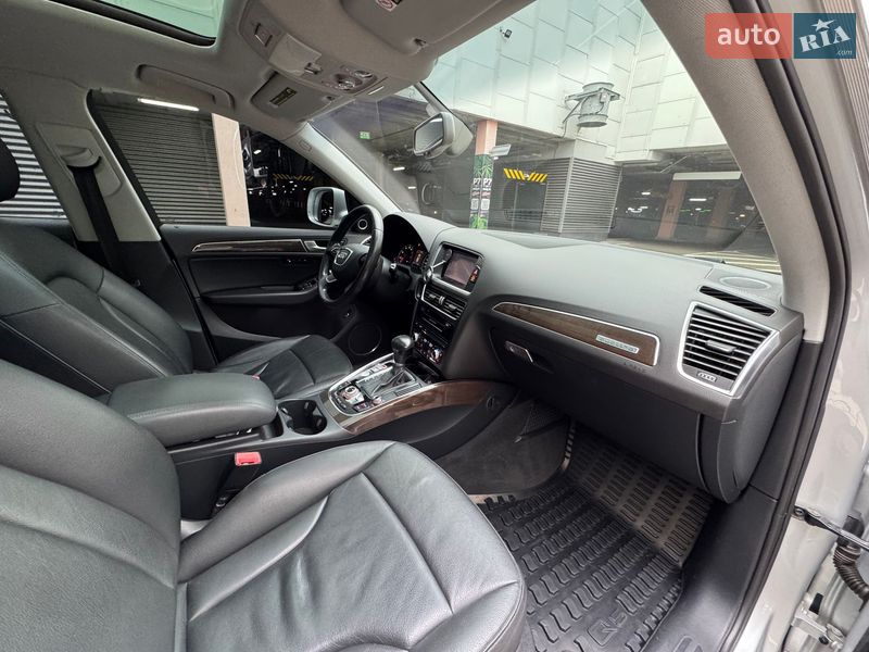 Позашляховик / Кросовер Audi Q5 2012 в Києві