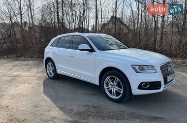Позашляховик / Кросовер Audi Q5 2015 в Старому Самборі