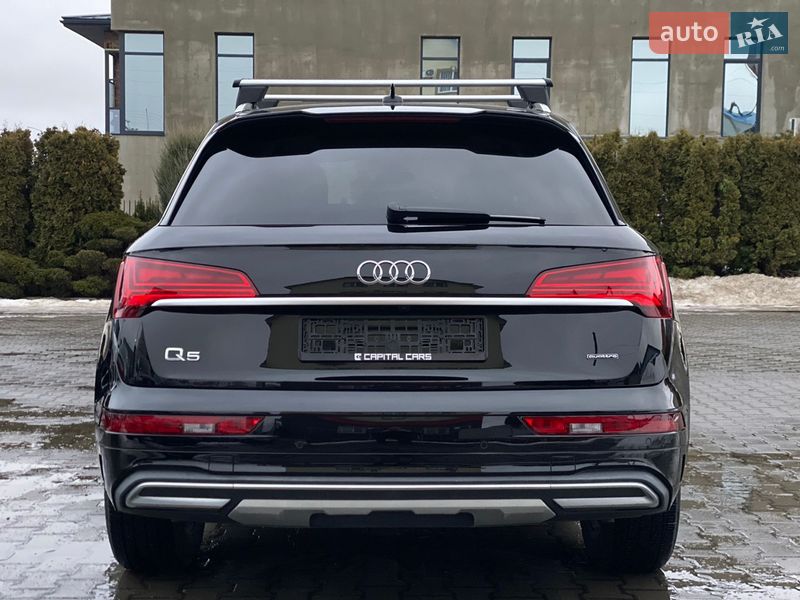 Позашляховик / Кросовер Audi Q5 2020 в Луцьку