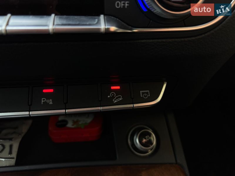 Позашляховик / Кросовер Audi Q5 2017 в Ужгороді фото 51 Позашляховик / Кросовер Audi Q5 2017 в Ужгороді