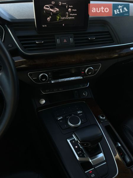 Позашляховик / Кросовер Audi Q5 2018 в Бучі