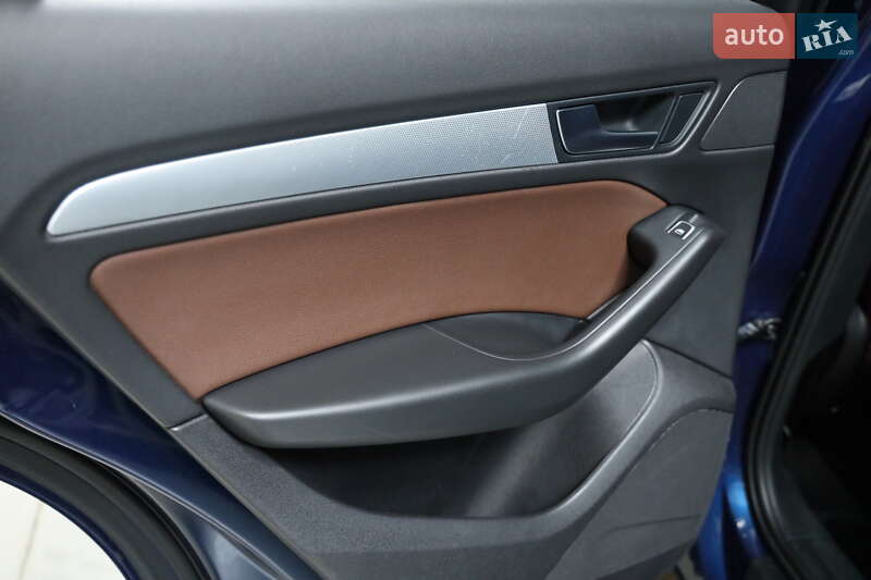 Позашляховик / Кросовер Audi Q5 2016 в Луцьку