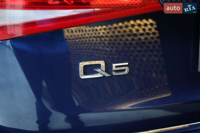 Позашляховик / Кросовер Audi Q5 2016 в Луцьку