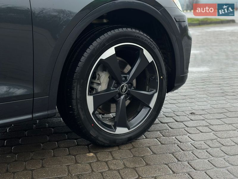 Внедорожник / Кроссовер Audi Q5 2019 в Ровно