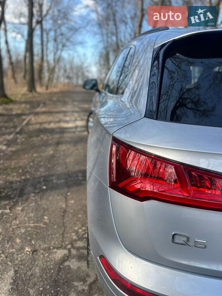 Внедорожник / Кроссовер Audi Q5 2019 в Калуше
