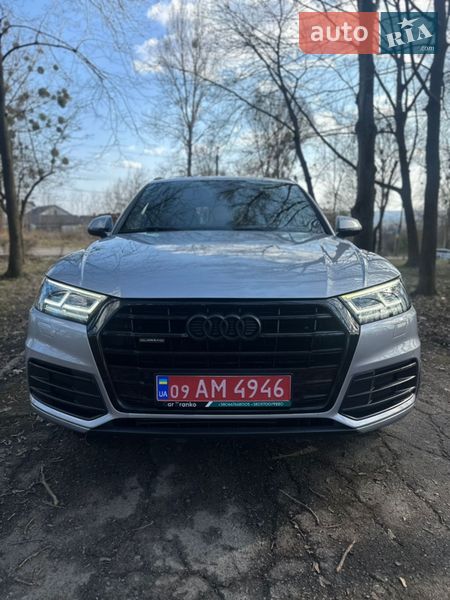 Внедорожник / Кроссовер Audi Q5 2019 в Калуше