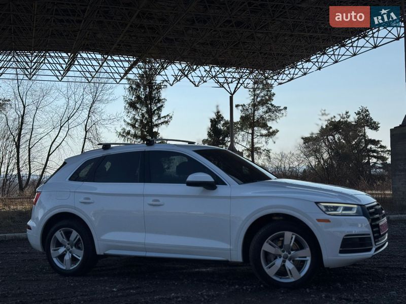 Позашляховик / Кросовер Audi Q5 2018 в Самборі