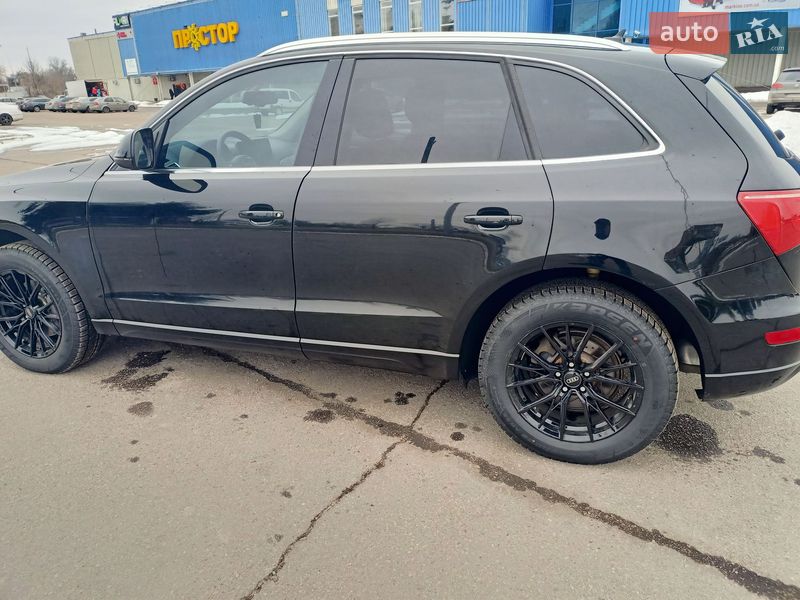 Позашляховик / Кросовер Audi Q5 2011 в Кременчуці