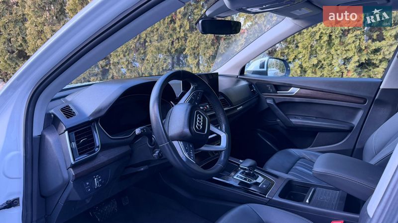 Внедорожник / Кроссовер Audi Q5 2021 в Тернополе
