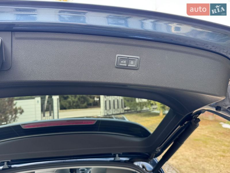 Позашляховик / Кросовер Audi Q5 2018 в Львові