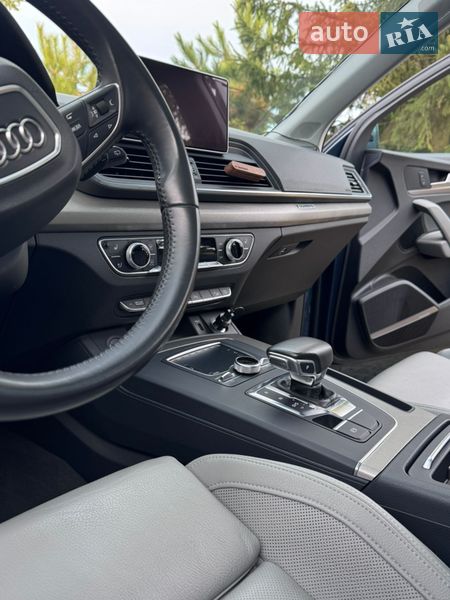 Позашляховик / Кросовер Audi Q5 2018 в Львові