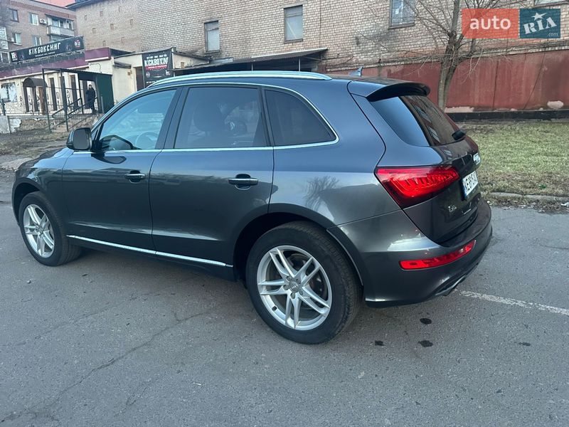 Внедорожник / Кроссовер Audi Q5 2017 в Кривом Роге