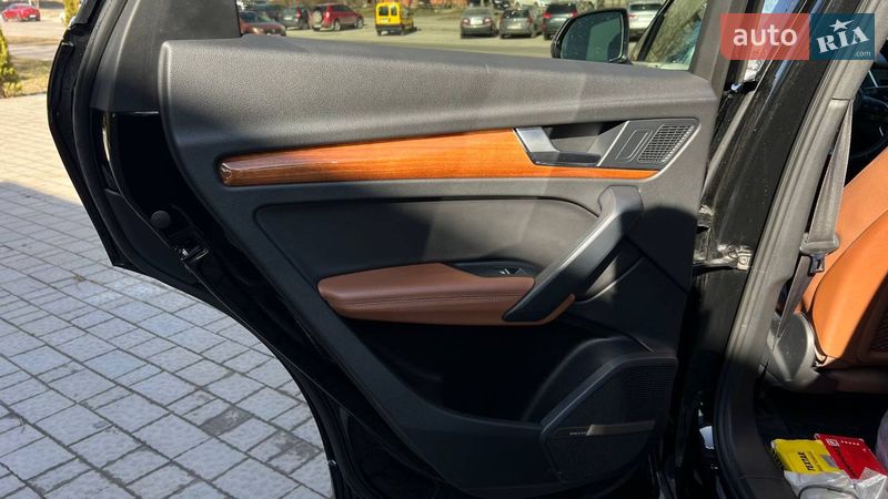 Позашляховик / Кросовер Audi Q5 2020 в Львові