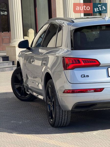 Внедорожник / Кроссовер Audi Q5 2018 в Стрые