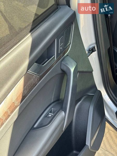 Внедорожник / Кроссовер Audi Q5 2018 в Стрые