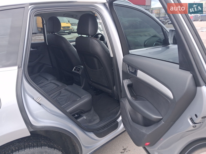 Позашляховик / Кросовер Audi Q5 2015 в Києві