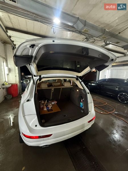 Позашляховик / Кросовер Audi Q5 2015 в Яремчі