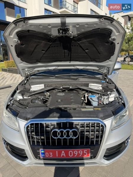 Внедорожник / Кроссовер Audi Q5 2015 в Ужгороде