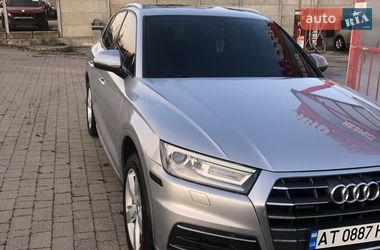 Внедорожник / Кроссовер Audi Q5 2017 в Ивано-Франковске