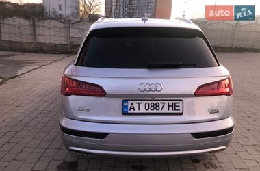 Внедорожник / Кроссовер Audi Q5 2017 в Ивано-Франковске