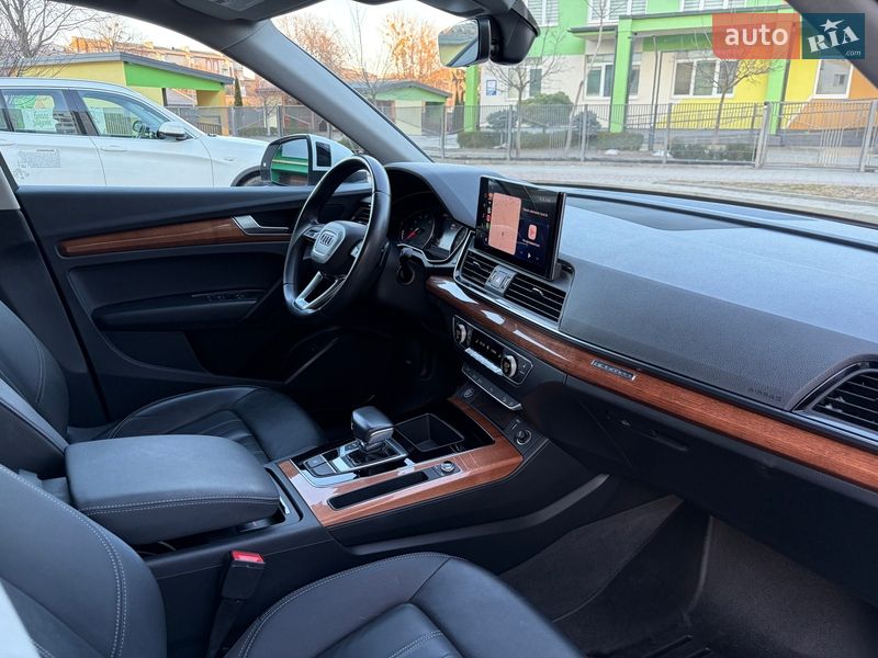 Внедорожник / Кроссовер Audi Q5 2020 в Ивано-Франковске