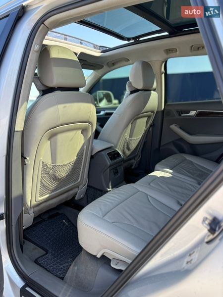 Позашляховик / Кросовер Audi Q5 2011 в Чернівцях