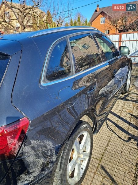 Внедорожник / Кроссовер Audi Q5 2011 в Киеве