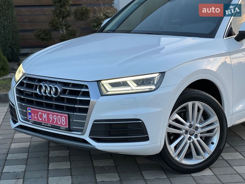 Позашляховик / Кросовер Audi Q5 2018 в Стрию