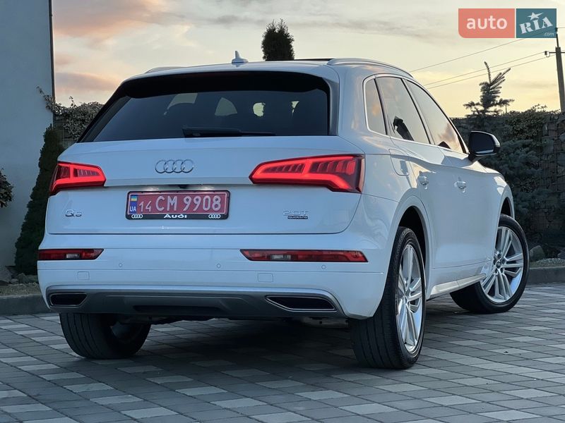 Позашляховик / Кросовер Audi Q5 2018 в Стрию
