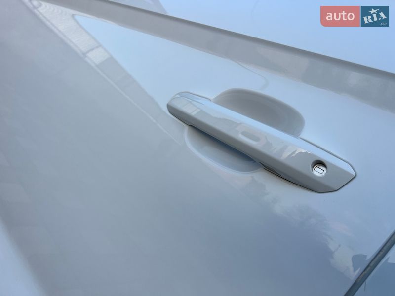 Позашляховик / Кросовер Audi Q5 2018 в Стрию