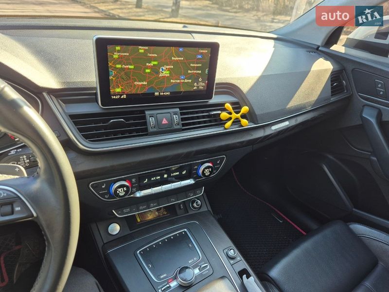 Позашляховик / Кросовер Audi Q5 2018 в Полтаві