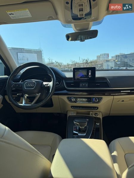 Внедорожник / Кроссовер Audi Q5 2019 в Киеве