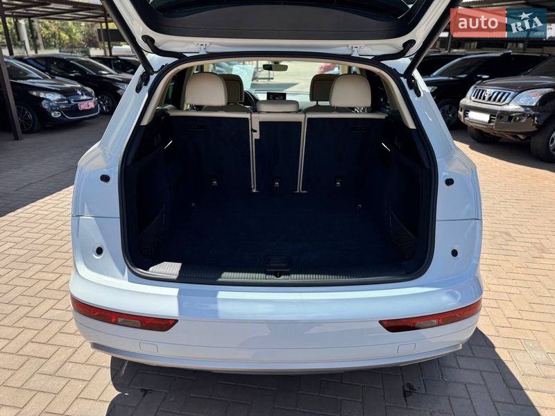 Внедорожник / Кроссовер Audi Q5 2019 в Кривом Роге