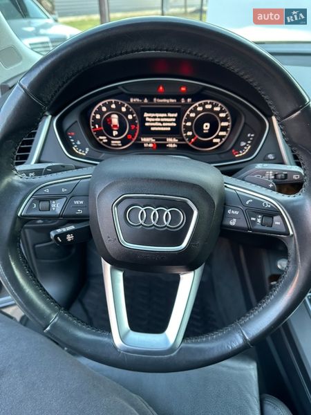 Внедорожник / Кроссовер Audi Q5 2017 в Ратным