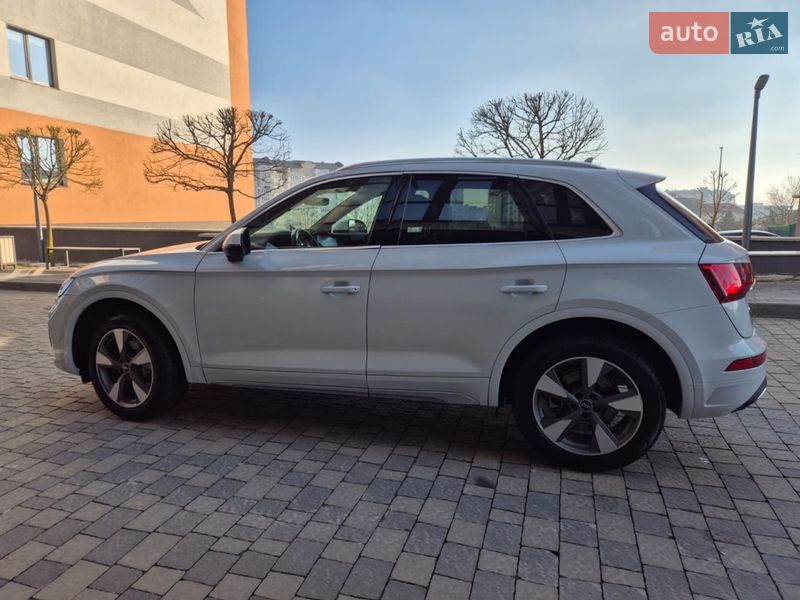 Внедорожник / Кроссовер Audi Q5 2022 в Ивано-Франковске фото 3 Внедорожник / Кроссовер Audi Q5 2022 в Ивано-Франковске