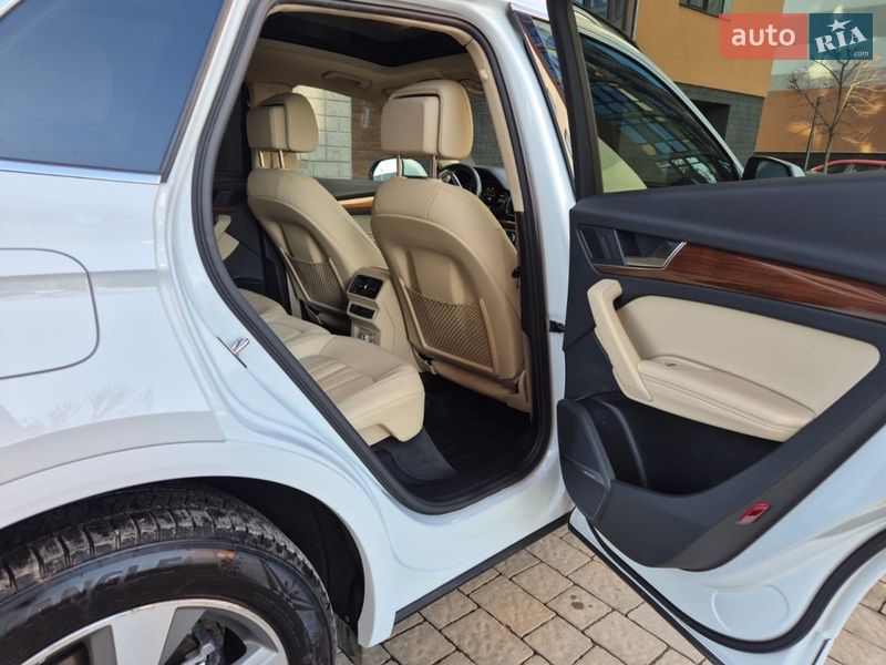 Внедорожник / Кроссовер Audi Q5 2022 в Ивано-Франковске фото 23 Внедорожник / Кроссовер Audi Q5 2022 в Ивано-Франковске