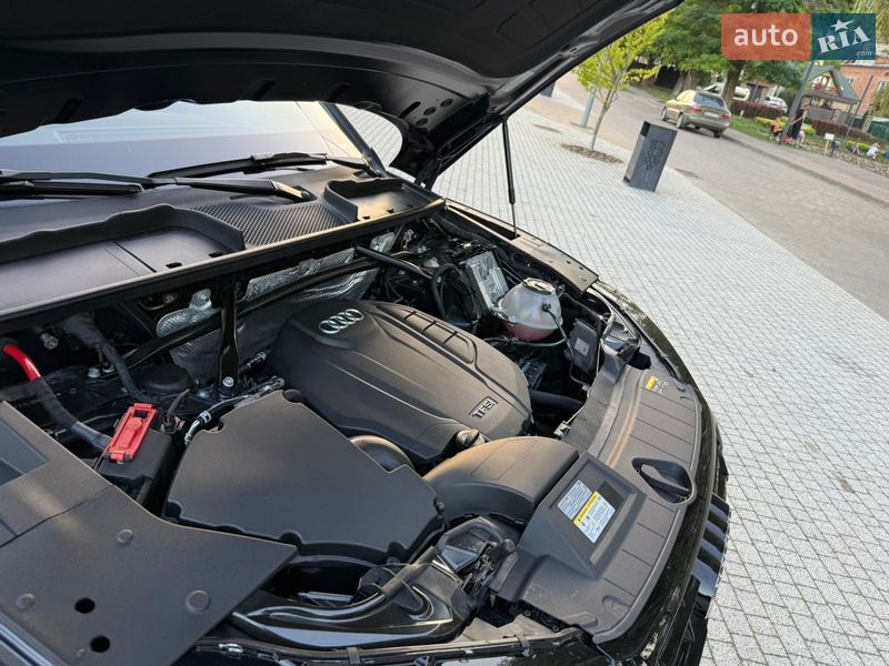 Внедорожник / Кроссовер Audi Q5 2020 в Львове