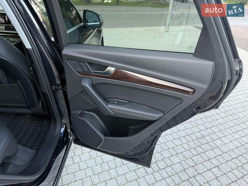 Внедорожник / Кроссовер Audi Q5 2020 в Львове