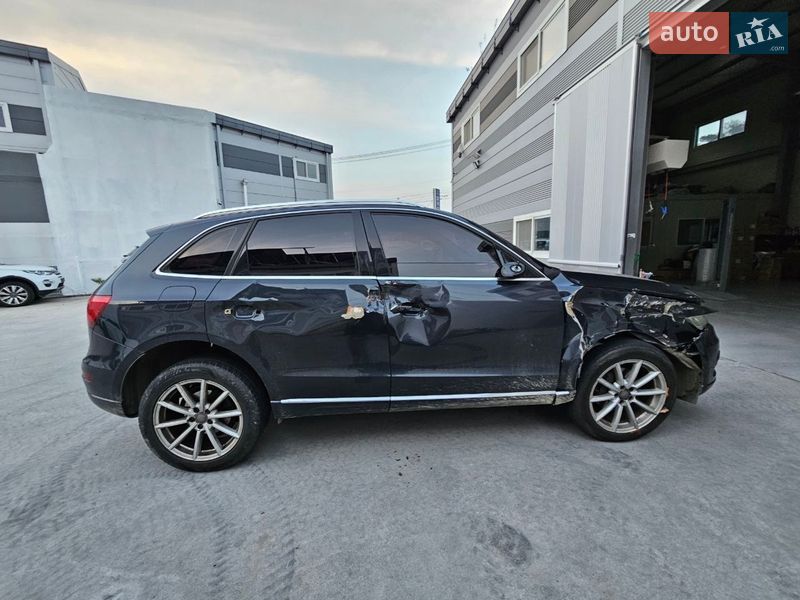Внедорожник / Кроссовер Audi Q5 2015 в Львове