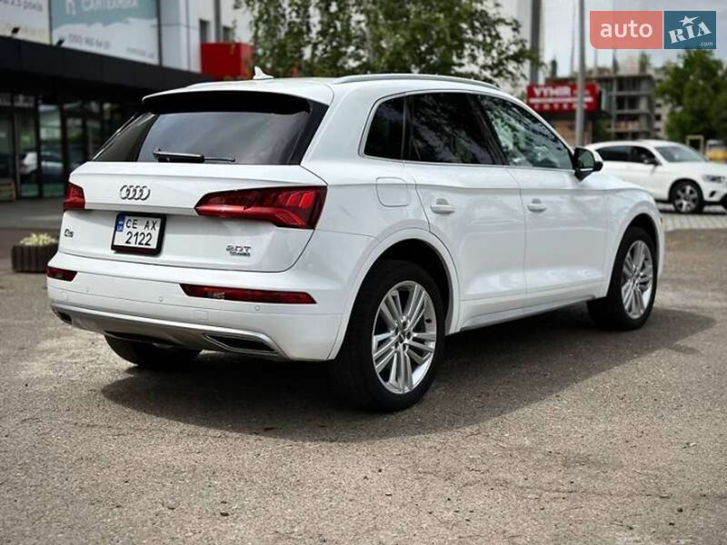 Внедорожник / Кроссовер Audi Q5 2018 в Киеве