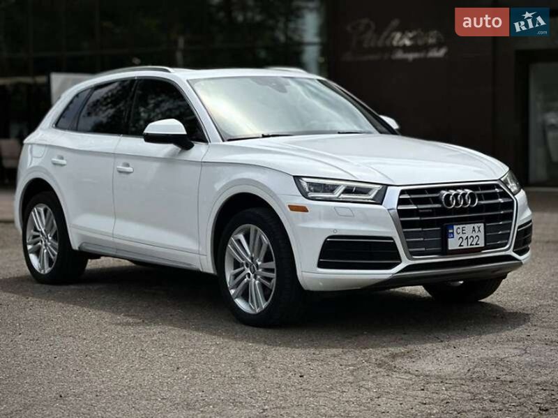 Внедорожник / Кроссовер Audi Q5 2018 в Киеве
